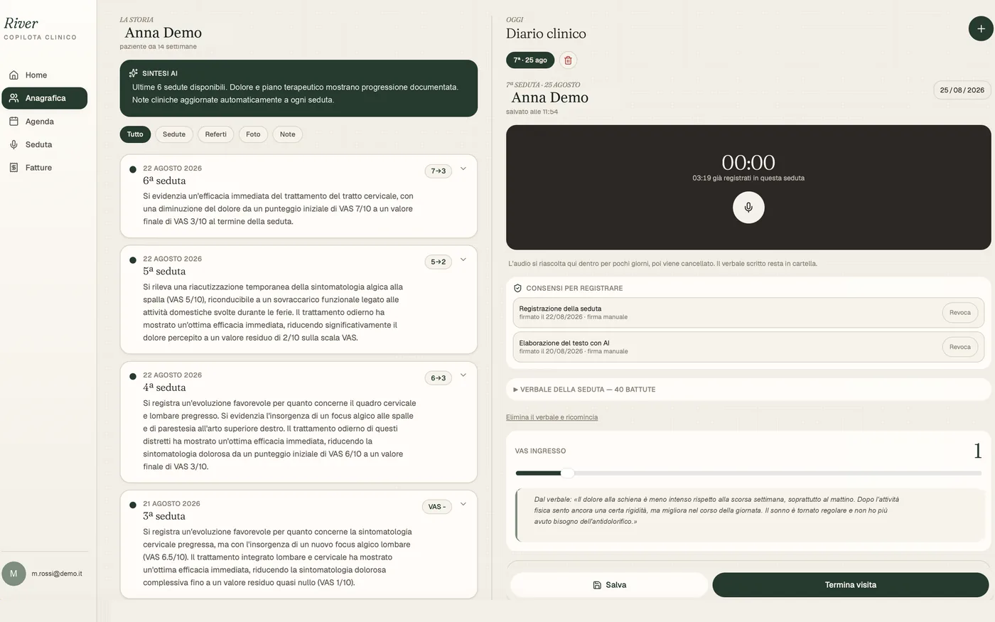 Storia clinica del paziente con sintesi AI, sedute precedenti e diario della visita in corso